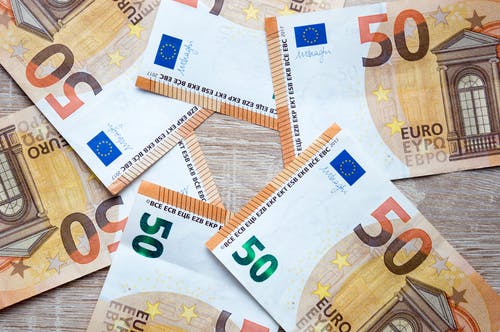 Διευθύνων σύμβουλος ΔΕΔΔΗΕ Α. Μάνος: Έδωσε μπόνους 60.000 ευρώ στον εαυτό του!