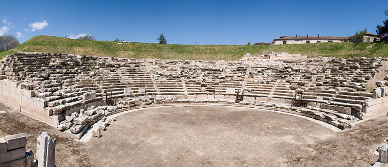 a arxaio theatro koilo