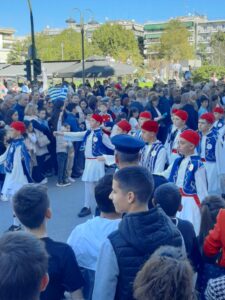 Οι Λαρισαίοι τίμησαν την επέτειο του "ΟΧΙ" 9 400b6723 5f1a 4efb 90db cc5ba0c2e49e