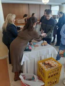 46248f3a 1b2c 4a5b 81b6 feedfa9cca54