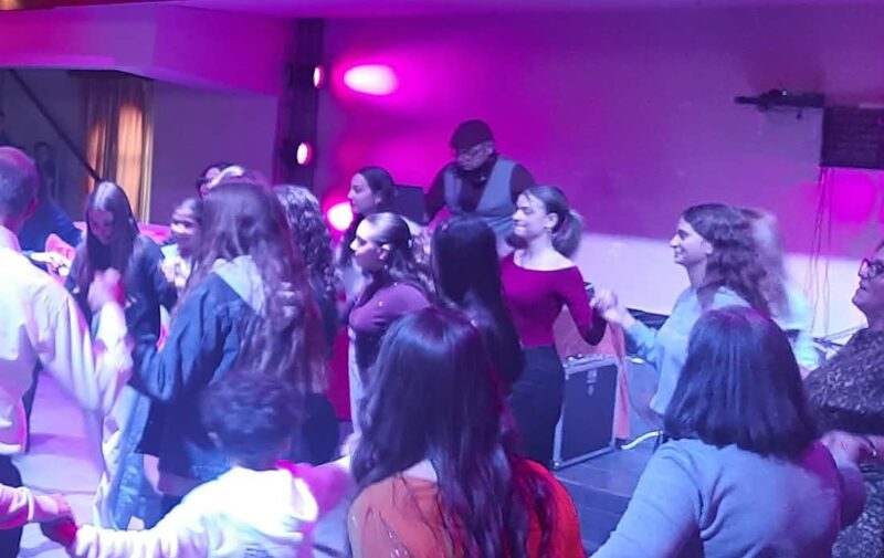 50330580 4a4c 4383 b086 59eed6f62a2e