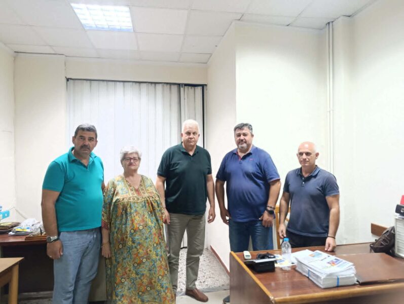 Συνάντηση του Δ.Σ. με τον κ. Πέτρο Καραλάζο 4 bcb0cd0e 6514 4dd7 98c6 06c83449ee02