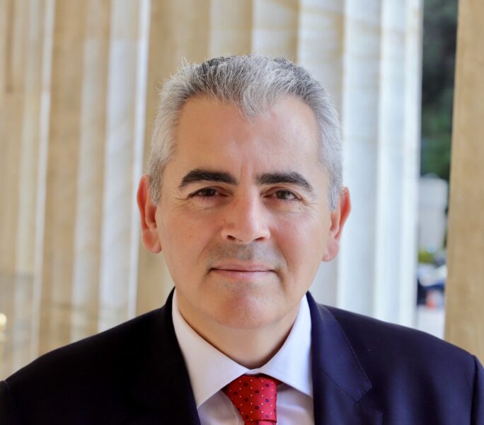 Χαιρετισμός Μάξιμου Χαρακόπουλου στην εκδήλωση για τα πρωτάκια 4 Charakopoulos Maximos 1 2 3